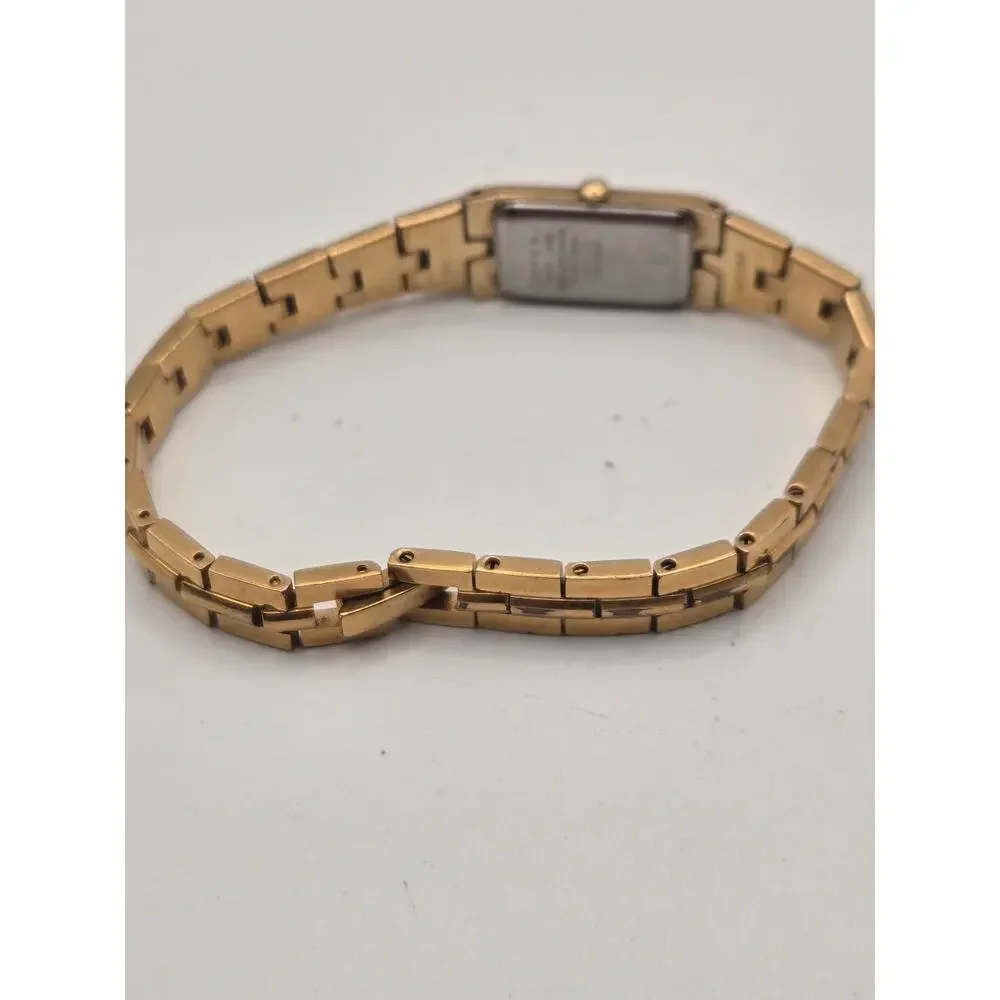 Seiko Vintage Tank Watch 2E20-7479 Gold Tone Dress Wristwatch